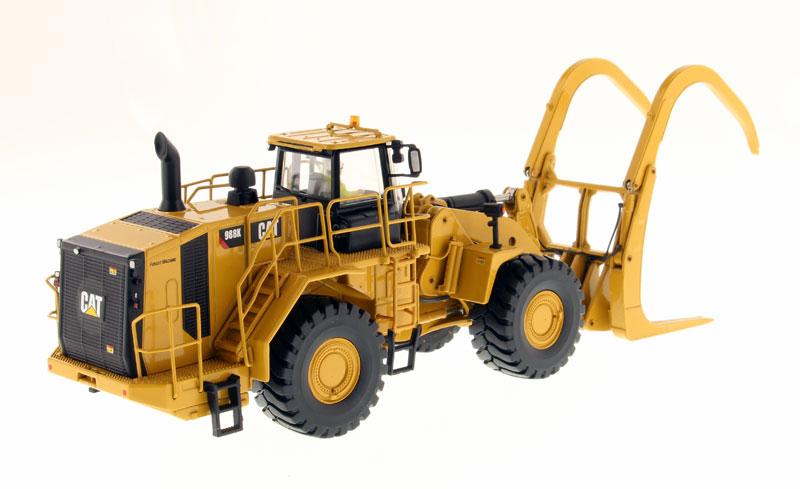 1:50 Cat® 988K Wheel Loader with grapple — Diecast Masters